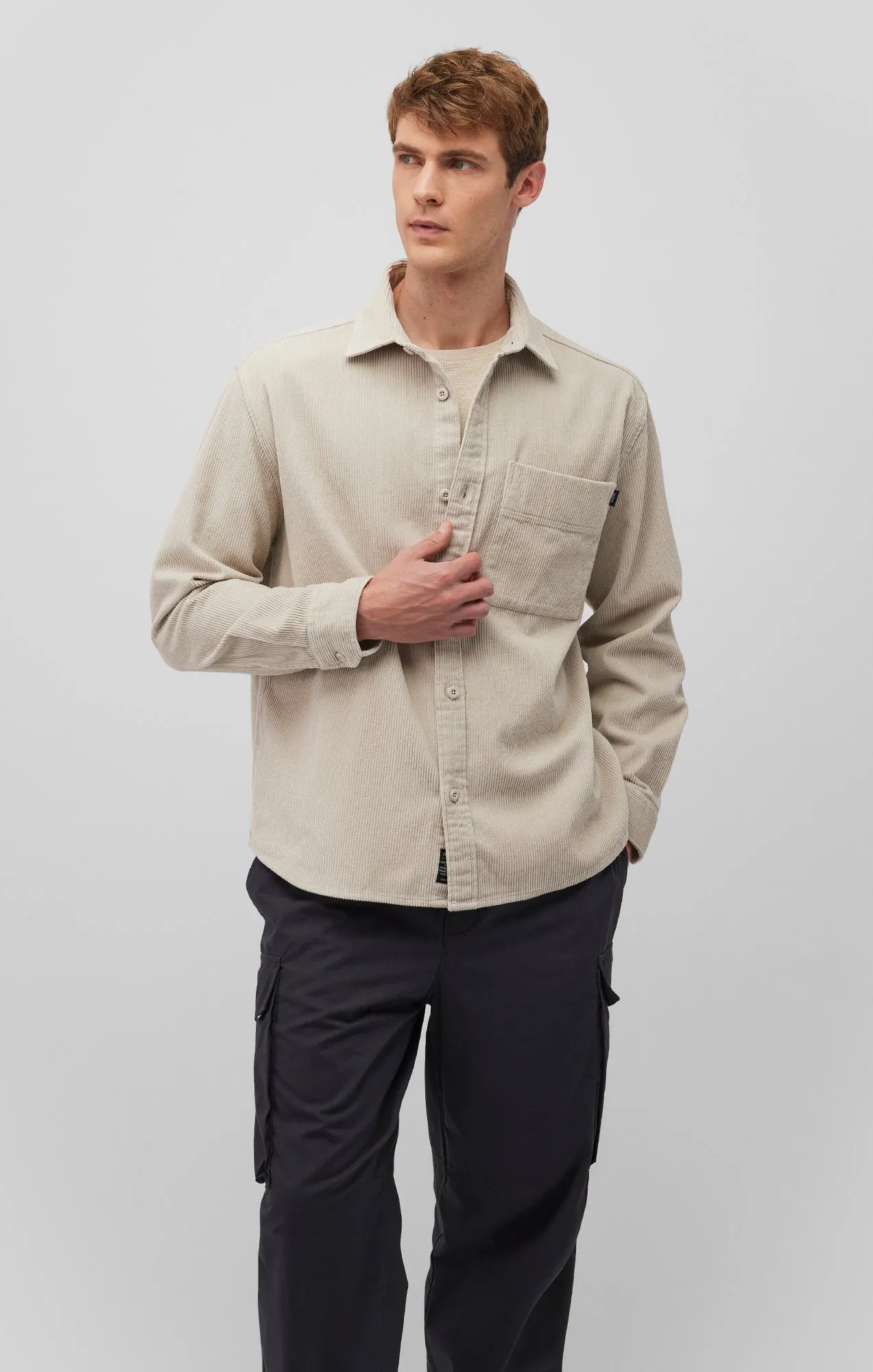 CORDUROY BUTTON-UP SHIRT IN MOONSTRUCK