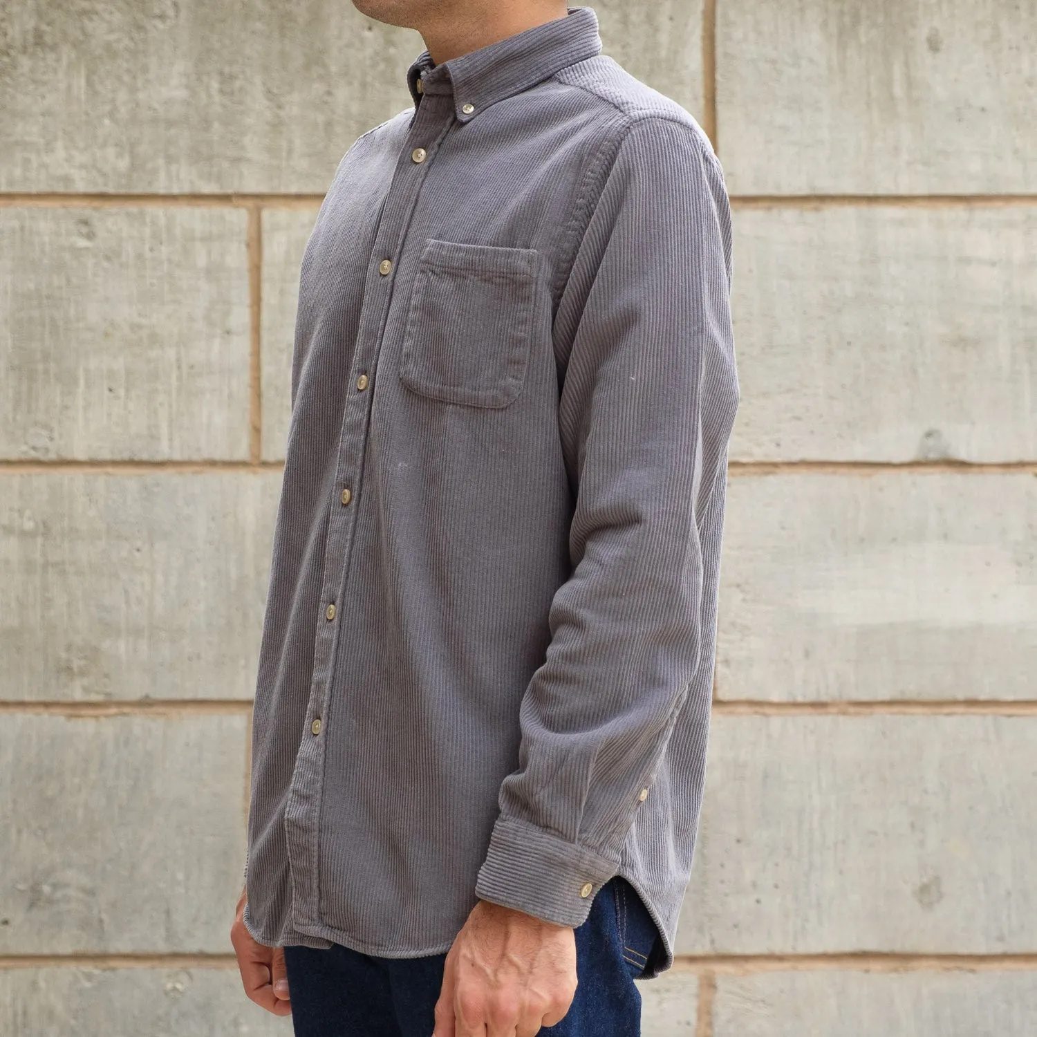 Lobo Cord Shirt in Anthracite