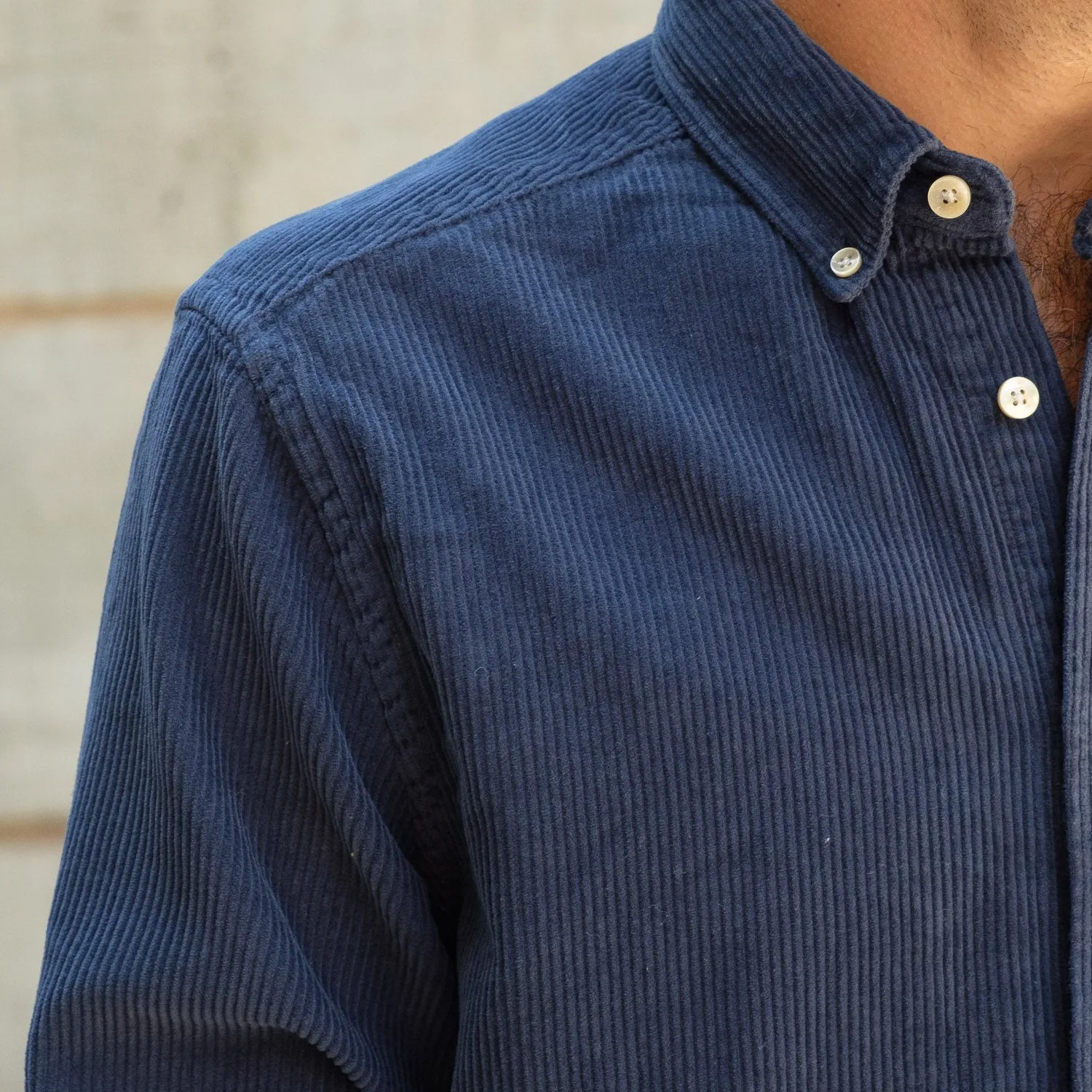 Lobo Cord Shirt in Navy