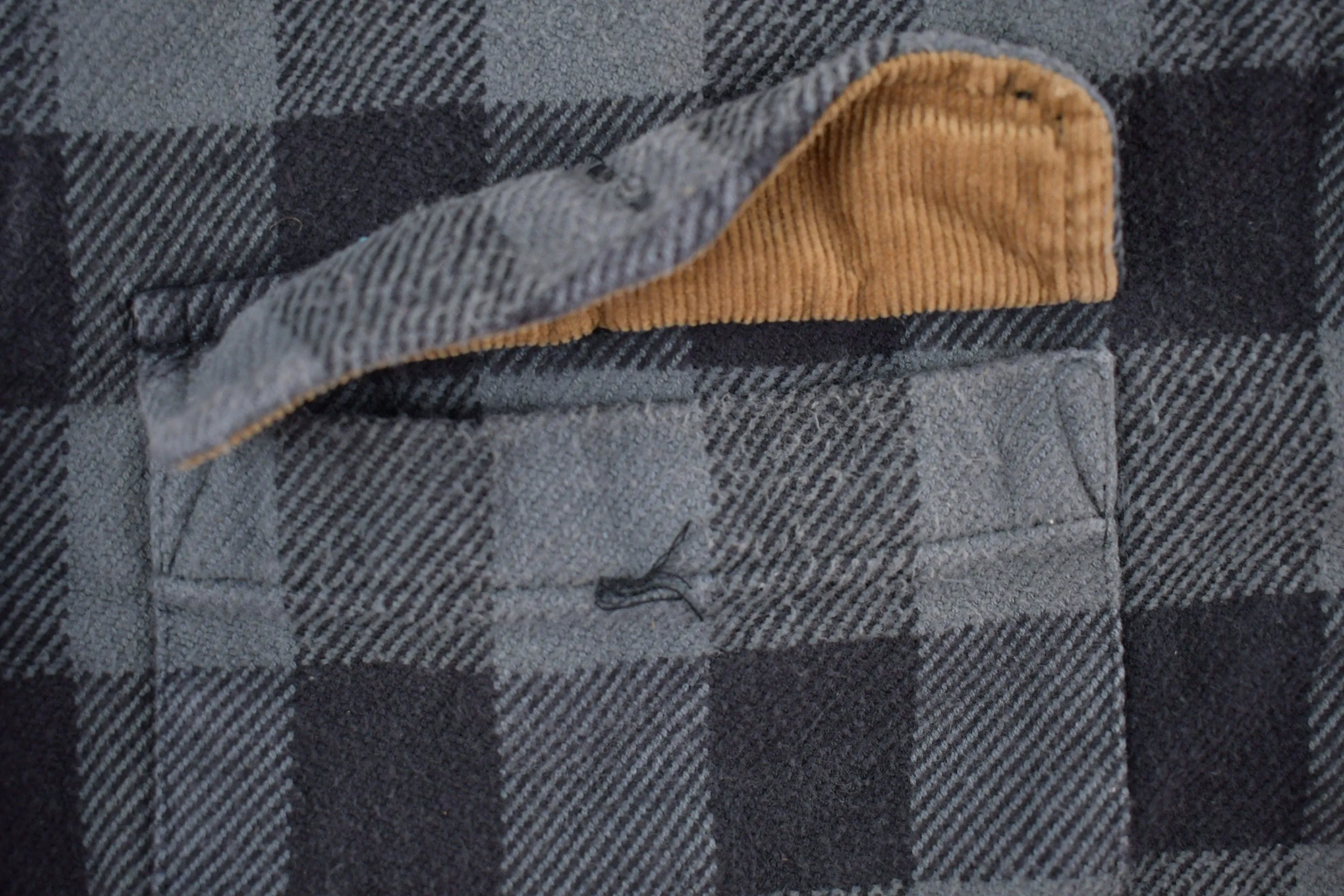 Vintage 1990s Marino Bay Plaid Flannel Button Up Shirt